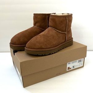 Ugg boots size 5